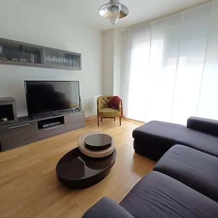 Alojamiento Centro Caceres Canovas Екстер'єр фото